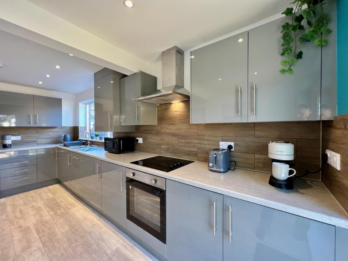 Curzon House One - Great For Contractors Or Family Holidays Клийторпс Екстериор снимка