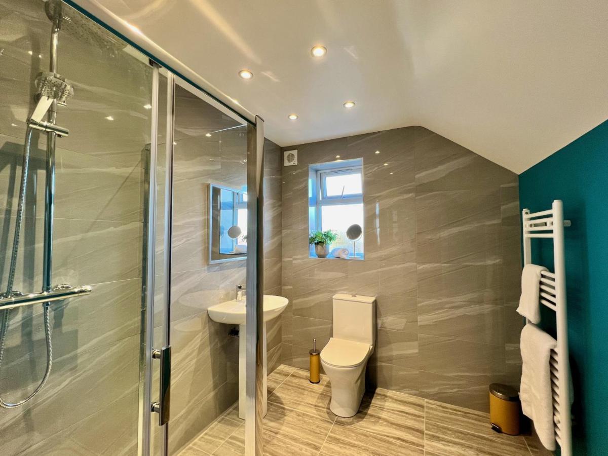 Curzon House One - Great For Contractors Or Family Holidays Клийторпс Екстериор снимка